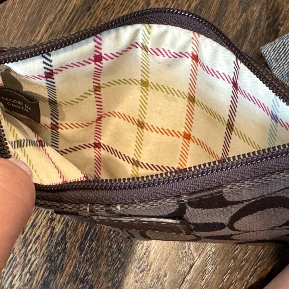Coach Signature Wristlet Brown Canvas & Leather With Plaid Lining gold hardwear - Picture 9 of 14